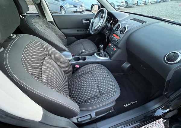 Nissan Qashqai+2 cena 27900 przebieg: 189998, rok produkcji 2008 z Rajgród małe 172